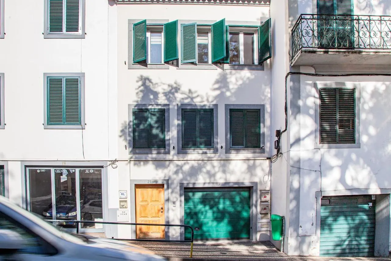 Capuchinhas Apartment
