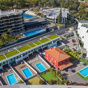 Villa Century House With Private Pool By Hr Madeira, Funchal (Madeira)